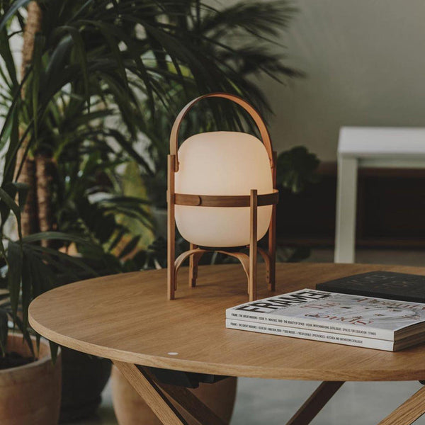 🧺 Chasing Light: Meeting the Mediterranean Breeze in the Curve of Walnut